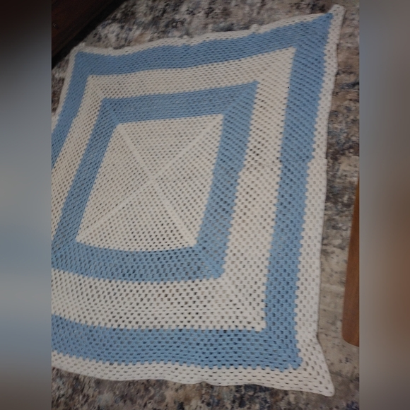 Handmade Vintage crochet 64x58 Baby blue color block blanket - Picture 6 of 15